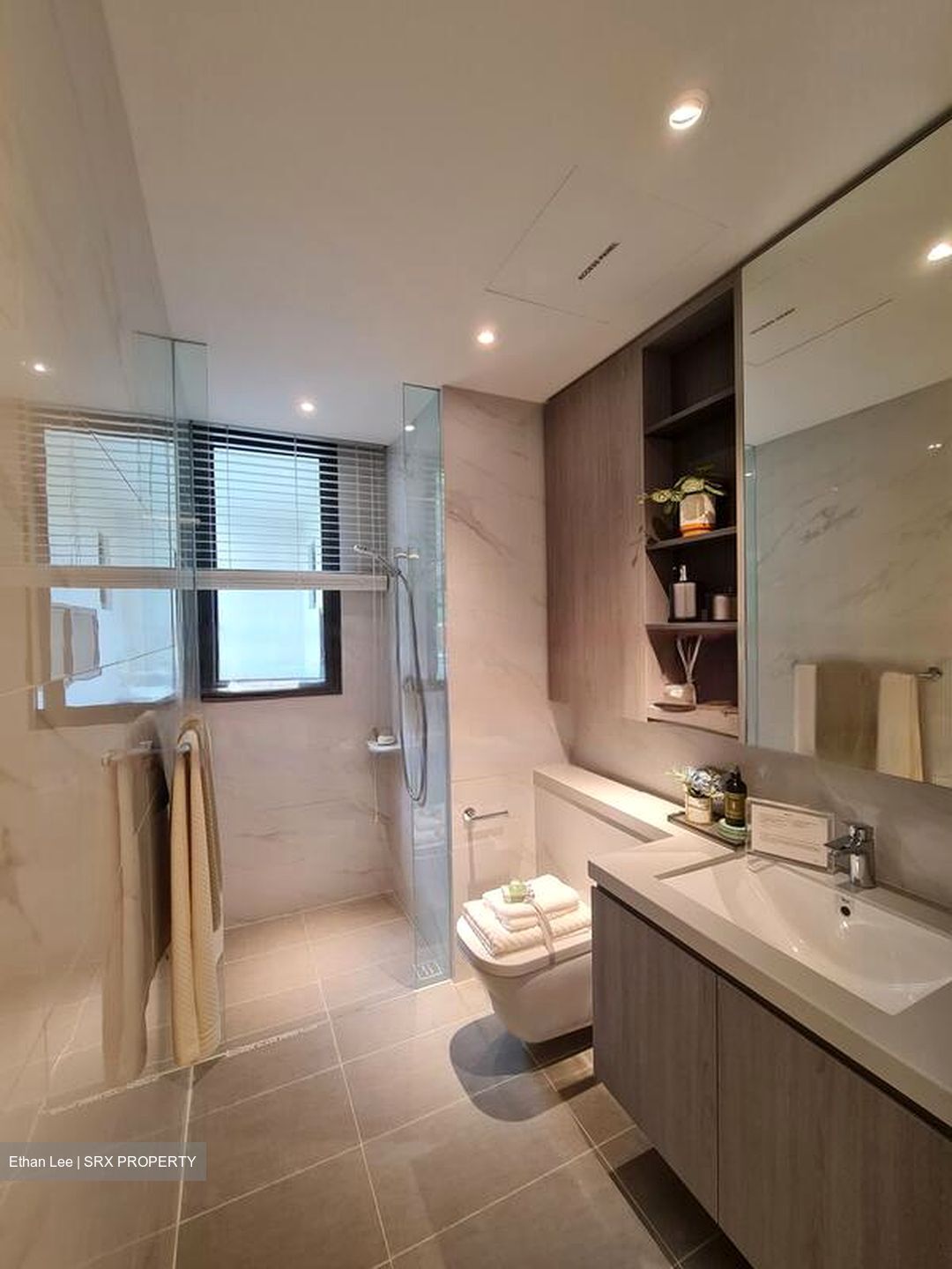 The LakeGarden Residences (D22), Condominium #462763301